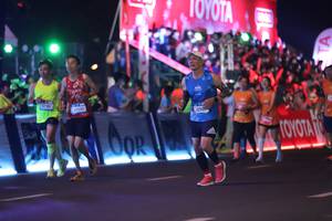 BIB: 102, 42549, 1298
                            <button type="button" onclick="openModal(20727488)" class="btn btn-primary btn-sm float-right btn-popup" data-toggle="modal" data-target=".modal-high-quality">
                        <i class="fas fa-shopping-cart"></i> Add to Cart
                    </button>
                                            <button type="button" onclick="isThisMe(20727488, true)" class="btn btn-success btn-sm float-right btn-popup btn-isme hidden" data-toggle="tooltip" data-placement="bottom" title="นี่คือรูปของคุณใช่ไหม คลิกที่นี่เพื่อเอาเข้าอัลบั้ม">
                        <i class="fas fa-plus"></i> Add to album
                    </button>
                    <button type="button" onclick="isThisMe(20727488, false)" class="btn btn-warning btn-sm float-right btn-popup btn-isnotme hidden">
                        <i class="fas fa-ban"></i> Remove from album
                    </button>